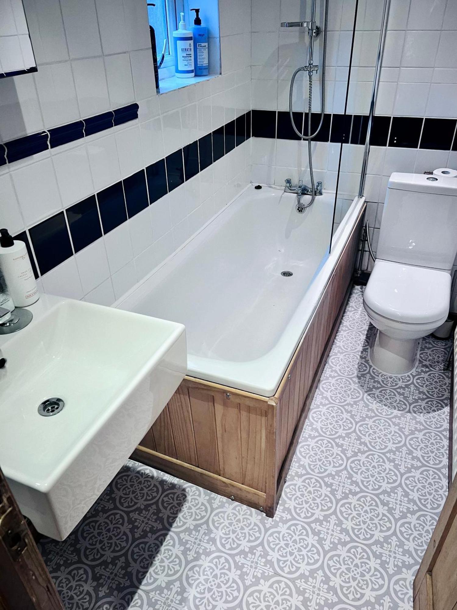 Holiday home Cosy In Free Parking & Fast Wifi *